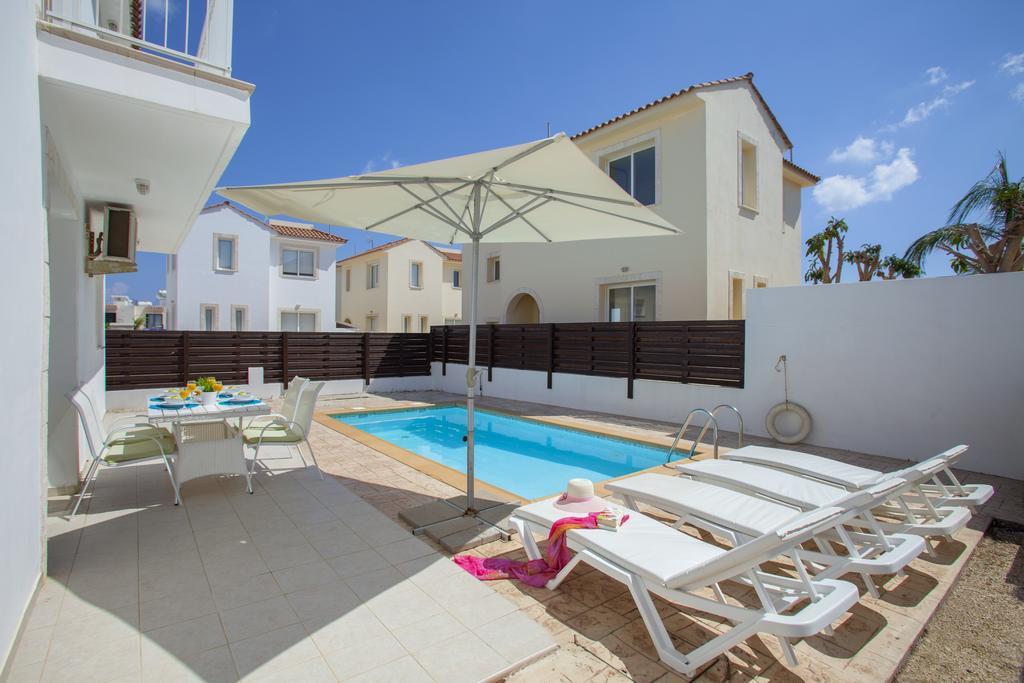 Villa Clematis Protaras Exterior photo